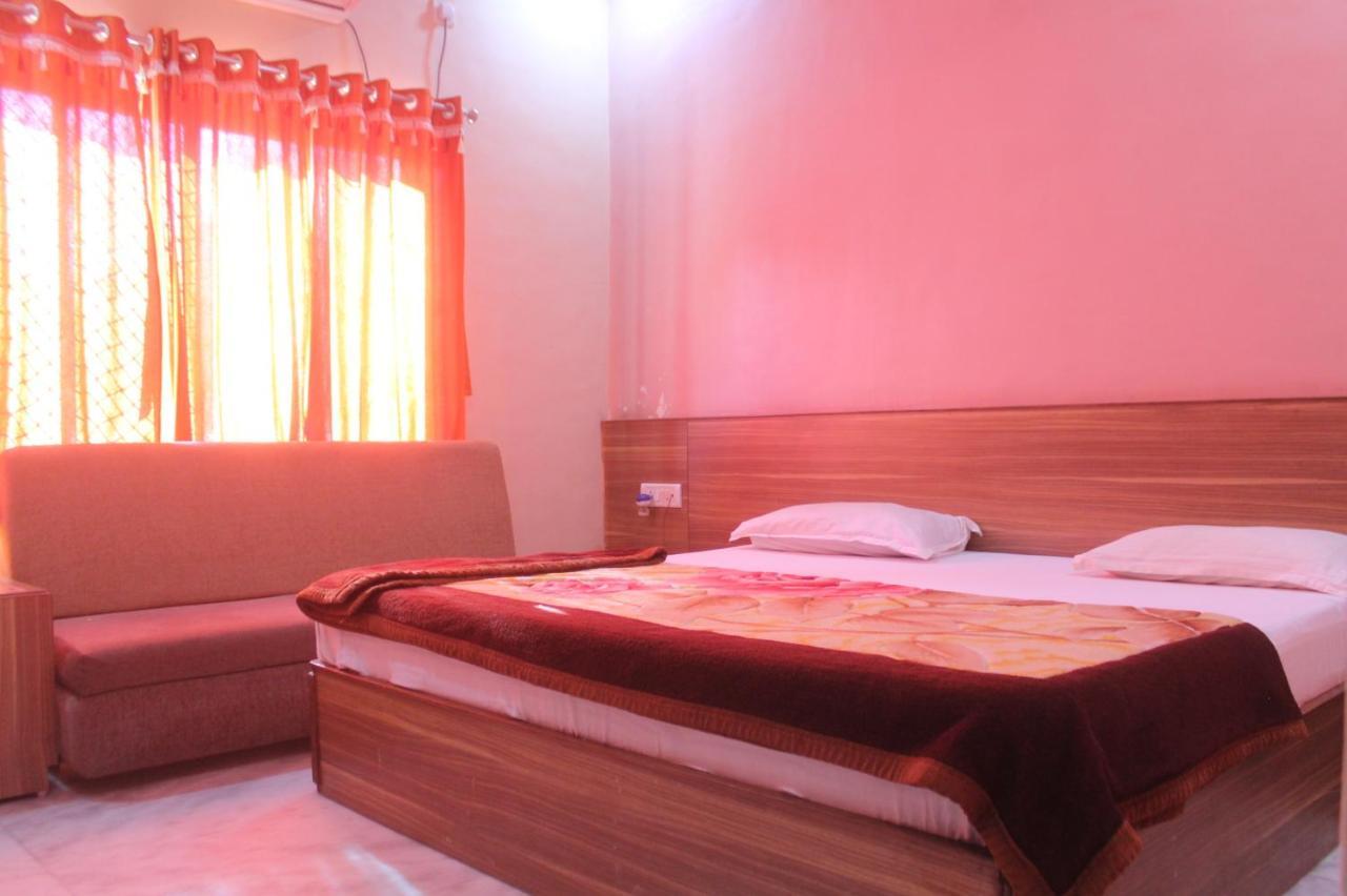 Cozy Room On Neelkanth Road Mount Abu Exterior photo